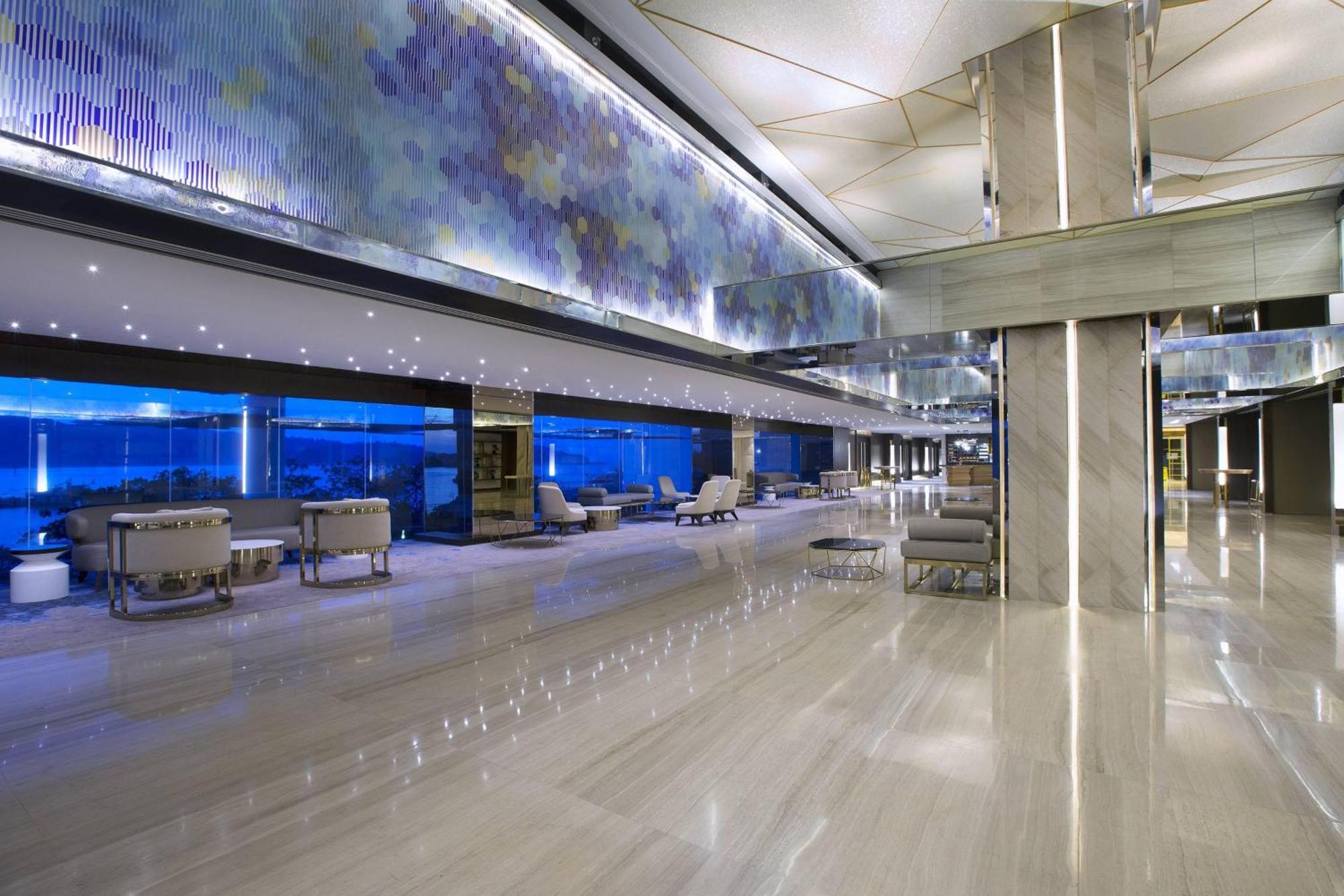 Hotel Le Meridien Kota Kinabalu